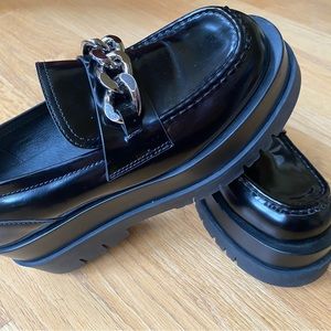 Jeffrey Campbell Like New Platform Flatform Black Leather Chain Loafers size 11
